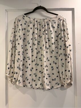 Ann Taylor Cream Floral Long-Sleeve Peasant Blouse
